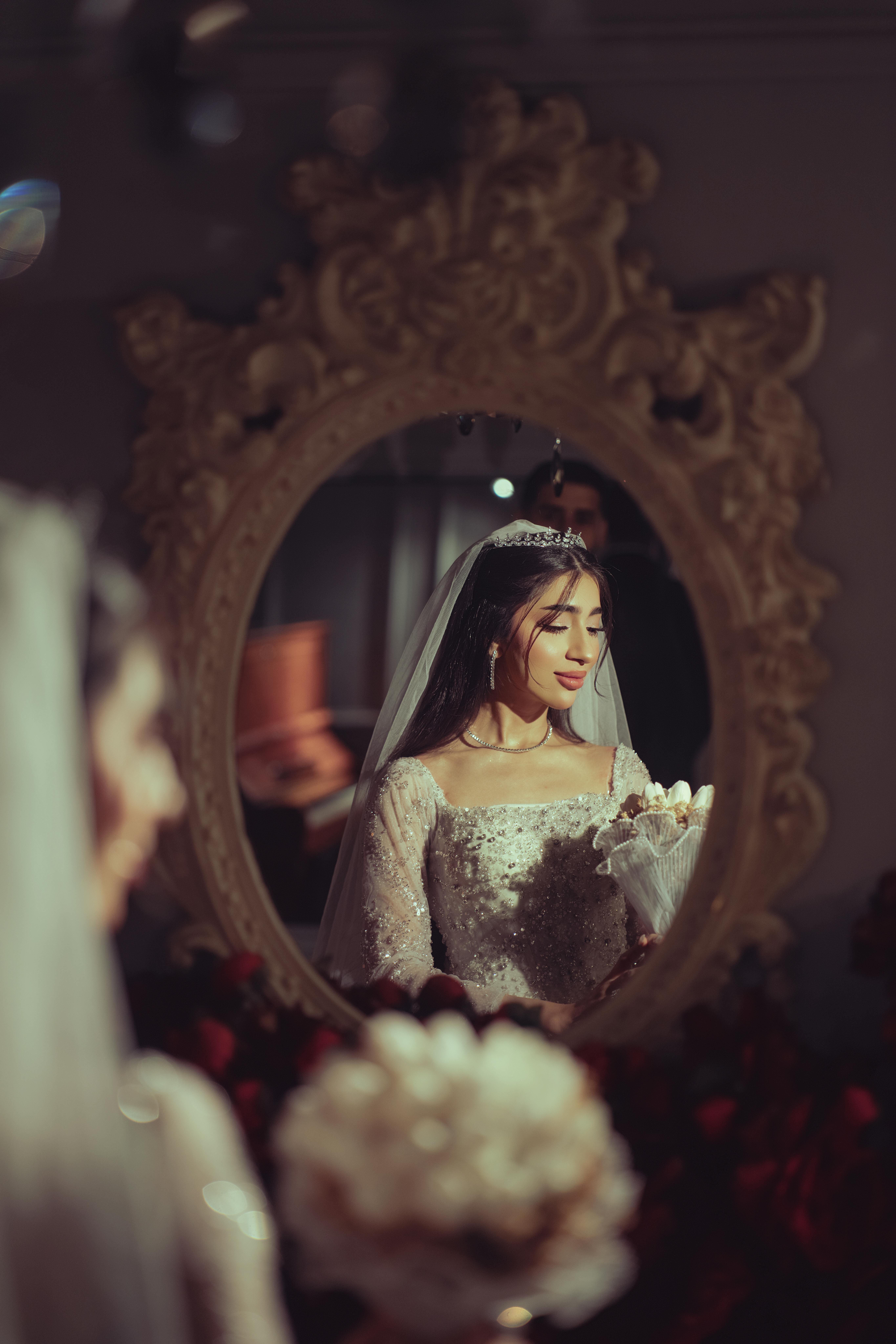 Decorative mirror on wall